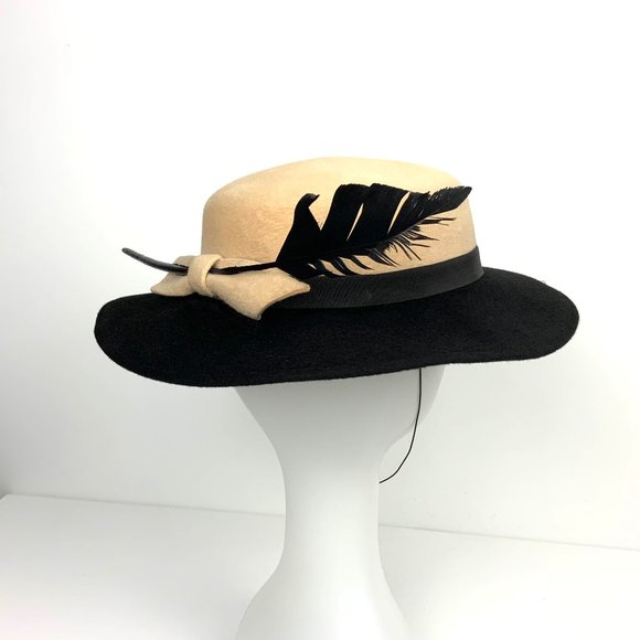 Saks Fifth Avenue Accessories - Vintage Saks Fifth Avenue Felt Rabbit Hair Hat Black & Tan Sz S